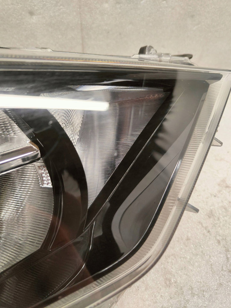 Frontscheinwerfer Toyota Yaris EU-K06 LED Vorderseite Scheinwerfer Headlight SCH1747877065mr