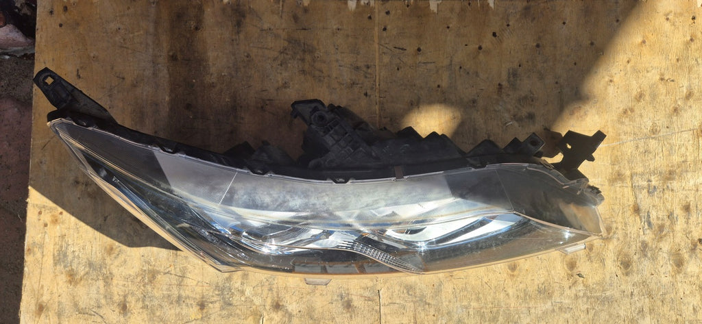 Frontscheinwerfer Mitsubishi Eclipse Cross I 8301D066 Rechts Headlight SCH9951127810gm