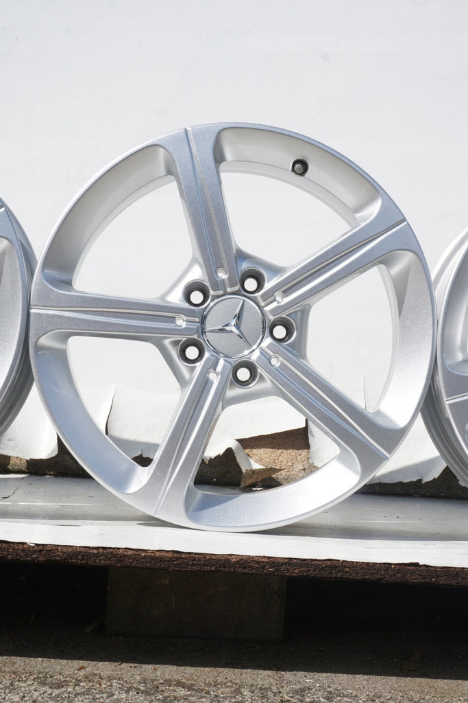4x Alufelge 17 Zoll 6.5" 5x112 44ET Glanz Silber A1774011200 Mercedes-Benz W177 FEL6055049580mf