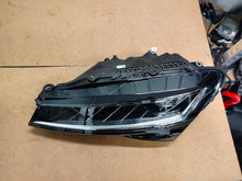 Laden Sie das Bild in den Galerie-Viewer, Frontscheinwerfer Skoda Superb III 3V1941015D Full LED Links Headlight