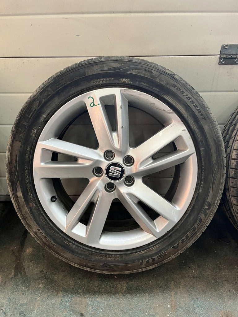 1x Alufelge 17 Zoll 6.5" 5x112 48ET 6F9601025E Seat Arona Rim Wheel FEL7544162992bz