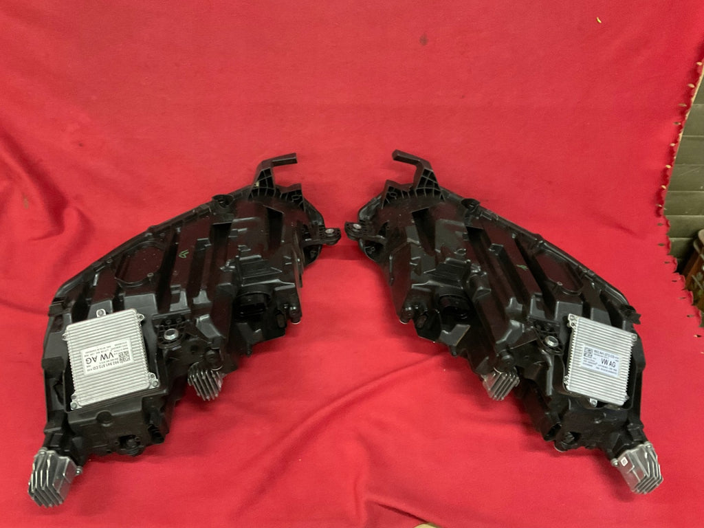 Frontscheinwerfer Skoda Octavia IV 5E4941016A 5E4941015A LED Rechts oder Links SCH4106517302cl
