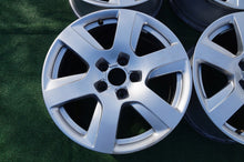 Laden Sie das Bild in den Galerie-Viewer, 4x Alufelge 17 Zoll 7.5" 5x112 37ET Glanz Silber 4G0601025L Audi A6 C7 Rim Wheel FEL1513392776an