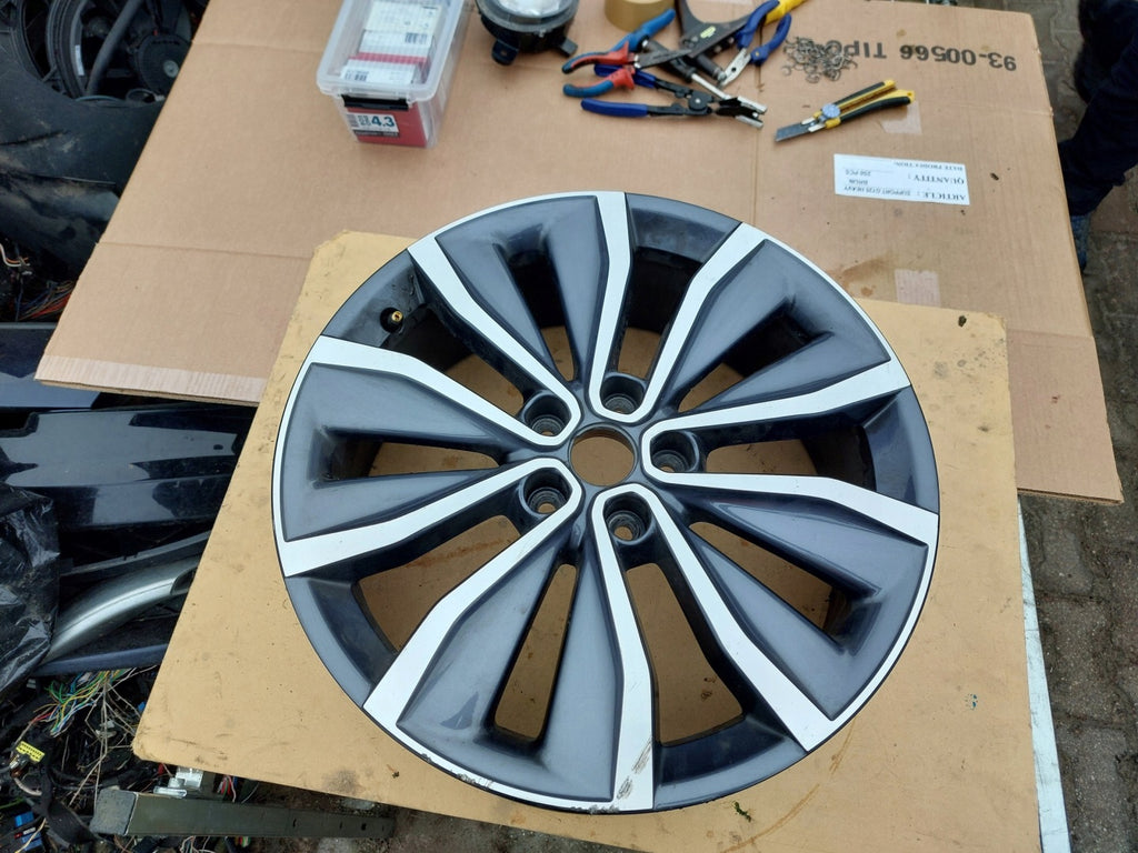 1x Alufelge 19 Zoll 7.0" 5x114.3 40ET 403005400 Renault Rim Wheel FEL5209605484mv
