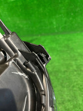 Laden Sie das Bild in den Galerie-Viewer, Frontscheinwerfer Citroën C3 III 9820059280 Links Scheinwerfer Headlight