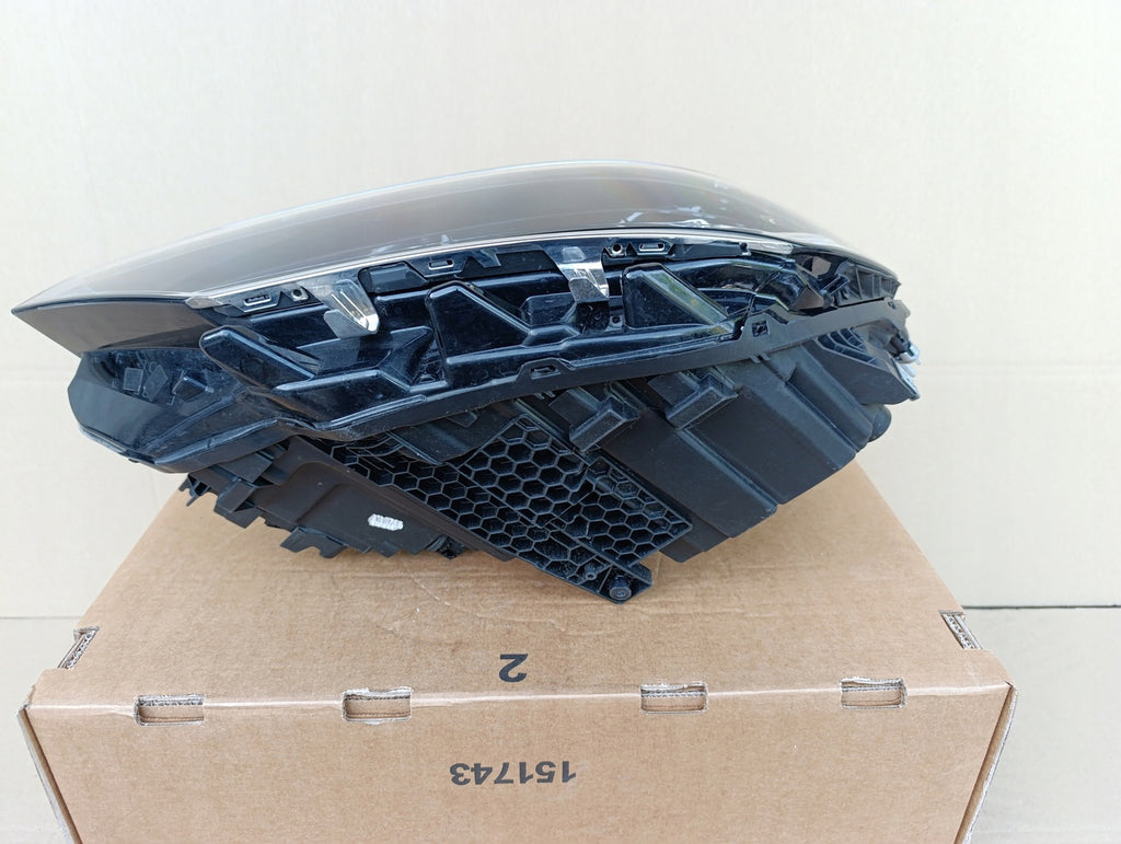 Frontscheinwerfer VW Passat B8 3G1941081T LED Ein Stück (Rechts oder Links) SCH7412424451yt