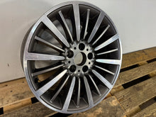 Load image into Gallery viewer, 1x Alufelge 18 Zoll 8.0" 5x120 6796249 BMW 3 F30 F31 Rim Wheel FEL2481250261sf