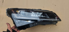 Load image into Gallery viewer, Frontscheinwerfer Skoda Superb III 3V1941016 Rechts Scheinwerfer Headlight SCH4452514908pd
