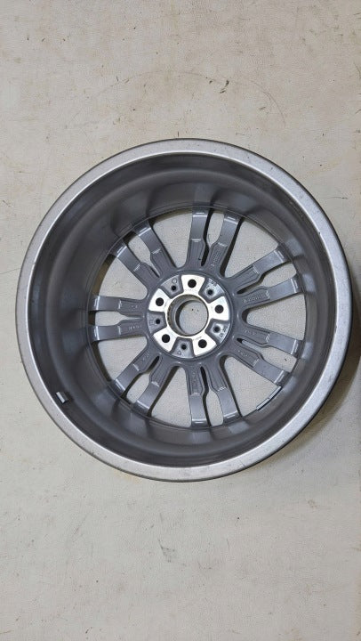 1x Alufelge 19 Zoll 8.0" 5x120 7889784 BMW 3 F30 F31 Rim Wheel FEL7478848382et