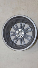 Load image into Gallery viewer, 1x Alufelge 19 Zoll 8.0" 5x120 7889784 BMW 3 F30 F31 Rim Wheel FEL7478848382et