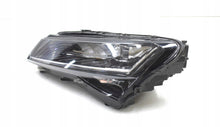 Laden Sie das Bild in den Galerie-Viewer, Frontscheinwerfer Skoda Superb III 3V1941015D LED Links Scheinwerfer Headlight SCH1126350068na