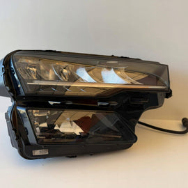 Frontscheinwerfer Skoda Karoq 57B941010 LED Rechts Scheinwerfer Headlight SCH6278998428xb