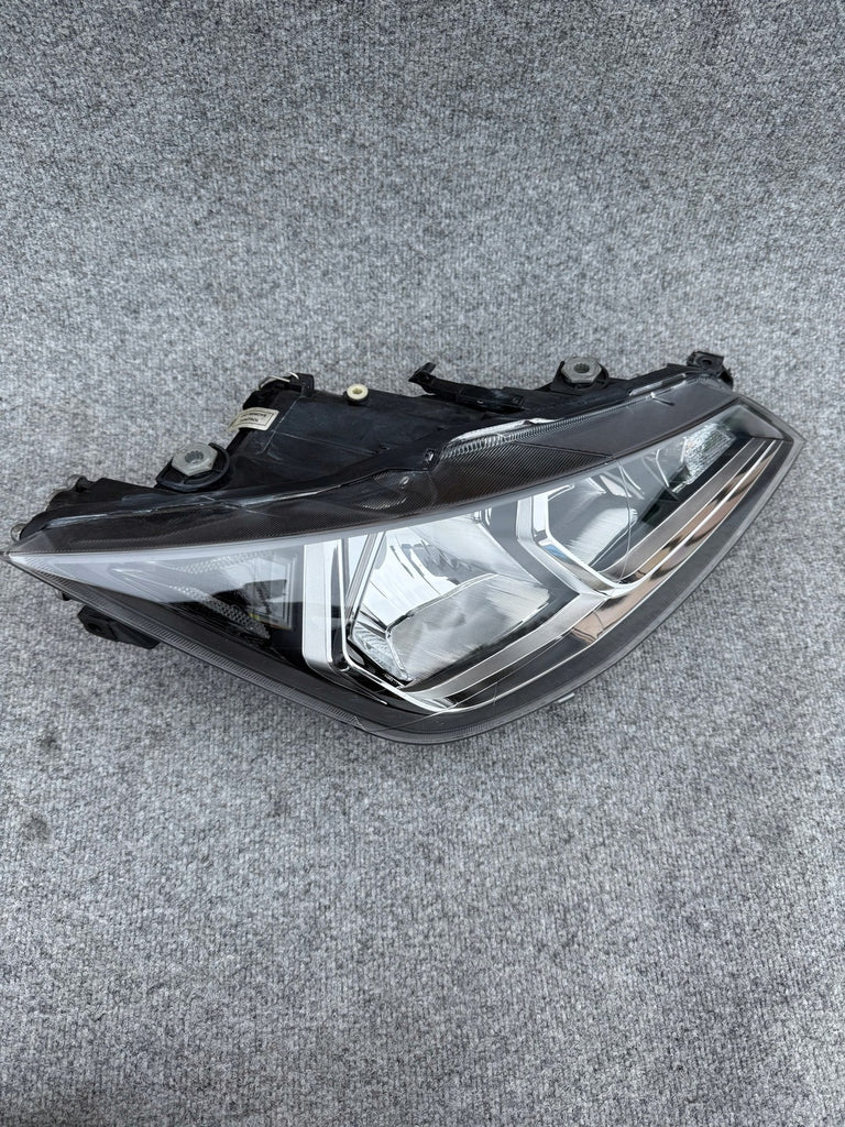Frontscheinwerfer Seat Ibiza 6F1941016A Rechts Scheinwerfer Headlight SCH3135407837tz