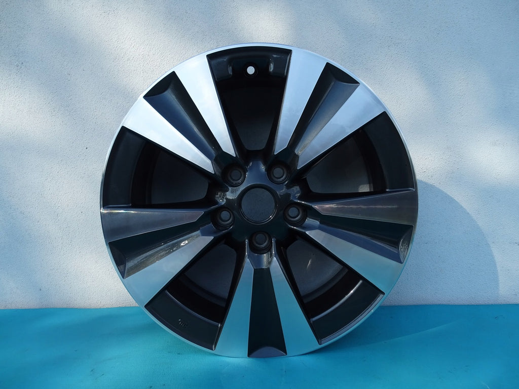 1x Alufelge 17 Zoll 6.5" 5x114.3 45ET Glanz Graphit N50701 Mg Pulsar Rim Wheel