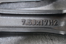 Laden Sie das Bild in den Galerie-Viewer, 1x Alufelge 17 Zoll 7.5&quot; 5x108 55ET JM2C-1007-A1A JM2C1007A1A Ford Mondeo