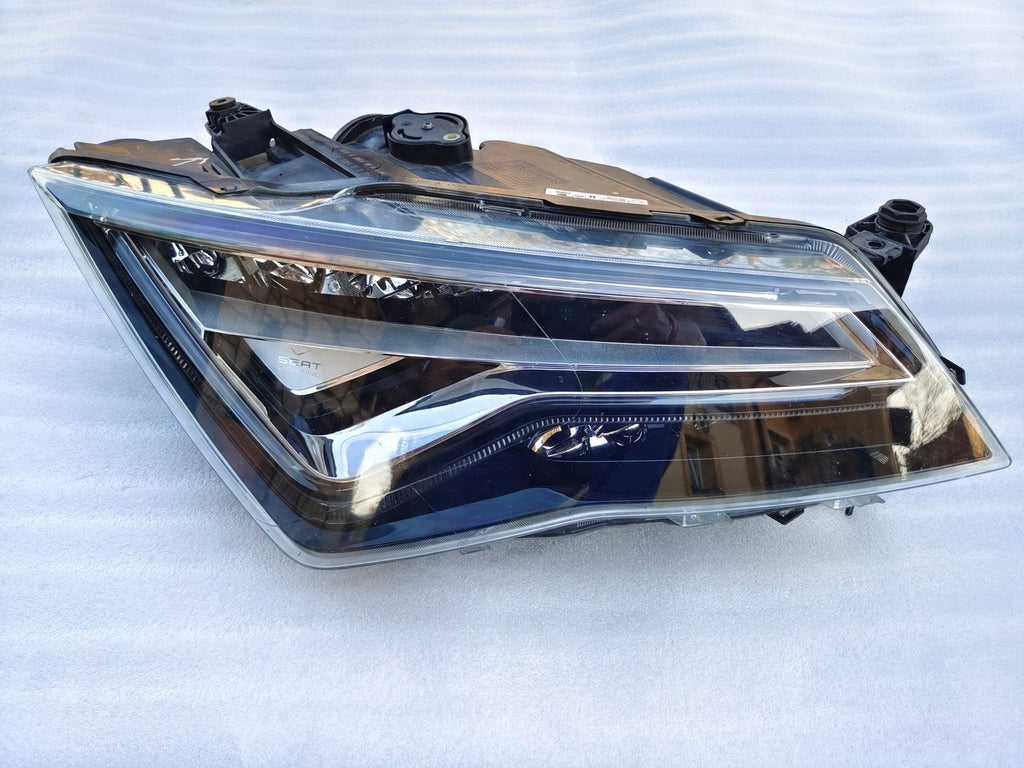 Frontscheinwerfer Seat Ateca 575941008D Rechts Scheinwerfer Headlight
