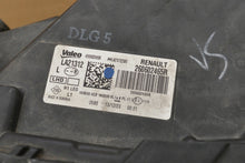 Laden Sie das Bild in den Galerie-Viewer, Frontscheinwerfer Dacia Duster 260602465R LED Links Scheinwerfer Headlight SCH5692064493hw