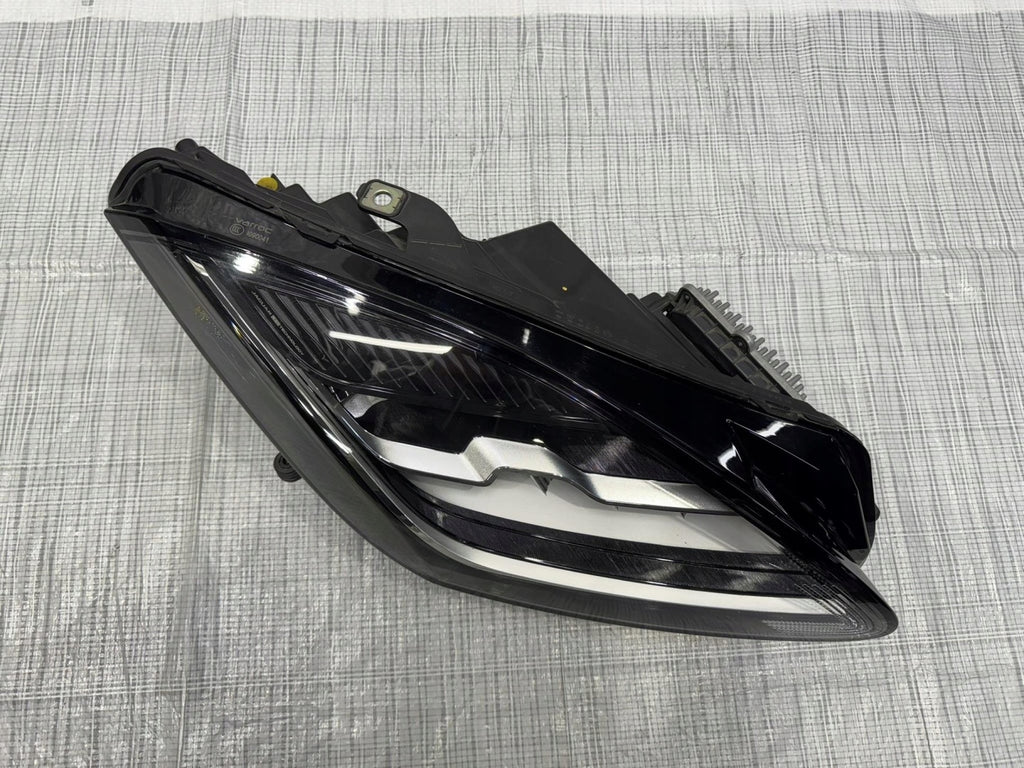 Frontscheinwerfer Jaguar E-Pace Rechts Scheinwerfer Headlight SCH8301096955is
