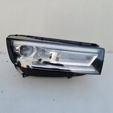 Laden Sie das Bild in den Galerie-Viewer, Frontscheinwerfer Audi Q5 80A941006A Xenon Ein Stück (Rechts oder Links)