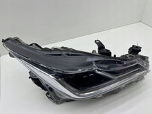Laden Sie das Bild in den Galerie-Viewer, Frontscheinwerfer Toyota 81110-02T51 Full LED Rechts Scheinwerfer Headlight SCH9994770772qb