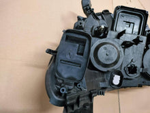 Laden Sie das Bild in den Galerie-Viewer, Frontscheinwerfer Renault Megane 260102555R Rechts Scheinwerfer Headlight