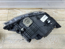Laden Sie das Bild in den Galerie-Viewer, Frontscheinwerfer BMW 3 F30 F31 8499112-01 LED Ein Satz Scheinwerfer Headlight SCH4806547919kp