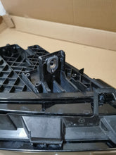 Laden Sie das Bild in den Galerie-Viewer, Frontscheinwerfer Mercedes-Benz A2479062503 Full LED Links Headlight SCH5487018740iz