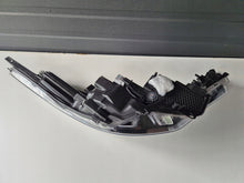 Laden Sie das Bild in den Galerie-Viewer, Frontscheinwerfer Toyota 81150-YP280 LED Links Scheinwerfer Headlight
