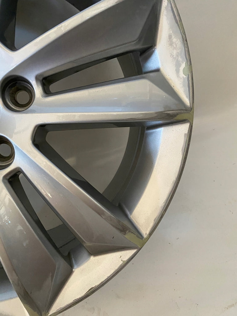 1x Alufelge 17 Zoll 7.0" 5x108 40ET 31471309 Volvo S60 V70 Rim Wheel