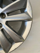 Laden Sie das Bild in den Galerie-Viewer, 1x Alufelge 17 Zoll 7.0&quot; 5x108 40ET 31471309 Volvo S60 V70 Rim Wheel