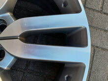Load image into Gallery viewer, 1x Alufelge 20 Zoll 8.5" 5x120 53ET AM8H221007 Land Rover I Rim Wheel FEL8242515460oi