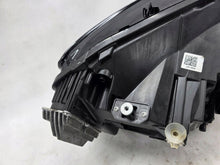 Laden Sie das Bild in den Galerie-Viewer, Frontscheinwerfer Mercedes-Benz Glb X247 A2479065904 Links Headlight SCH1773497026vr