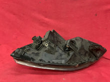 Laden Sie das Bild in den Galerie-Viewer, Frontscheinwerfer Opel Zafira 13252473 Rechts Scheinwerfer Headlight