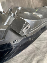 Laden Sie das Bild in den Galerie-Viewer, Frontscheinwerfer Tesla Model 3 1077376-40-B LED Rechts Scheinwerfer Headlight
