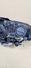 Laden Sie das Bild in den Galerie-Viewer, Frontscheinwerfer Mercedes-Benz W204 A2048202959 Xenon Links Headlight SCH4567800382vv