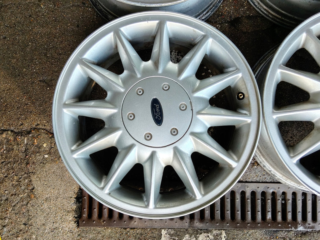 4x Alufelge 16 Zoll 6.0" 4x108 49 5ET Glanz Silber Ford I Rim Wheel FEL9297206482kz