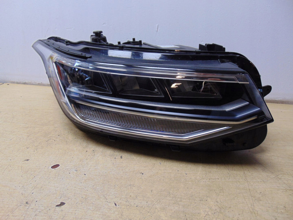 Frontscheinwerfer VW Tiguan 5NB941036G Rechts Scheinwerfer Headlight