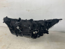 Load image into Gallery viewer, Frontscheinwerfer Toyota V 8990842020 LED Rechts Scheinwerfer Headlight SCH8176881147vb