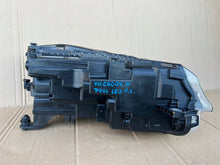Laden Sie das Bild in den Galerie-Viewer, Frontscheinwerfer VW Caddy IV 2K8941035 Links Scheinwerfer Headlight SCH1209152351gk
