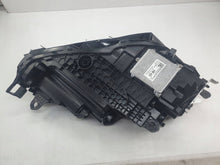 Load image into Gallery viewer, Frontscheinwerfer Skoda Superb 3P1941015A Links Scheinwerfer Headlight SCH7672784126lv