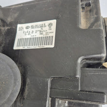Load image into Gallery viewer, Frontscheinwerfer VW Caddy 2K1941016B Rechts Scheinwerfer Headlight SCH9424070232bv