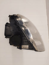 Laden Sie das Bild in den Galerie-Viewer, Frontscheinwerfer VW Touareg 89307851 Ein Stück (Rechts oder Links) Headlight