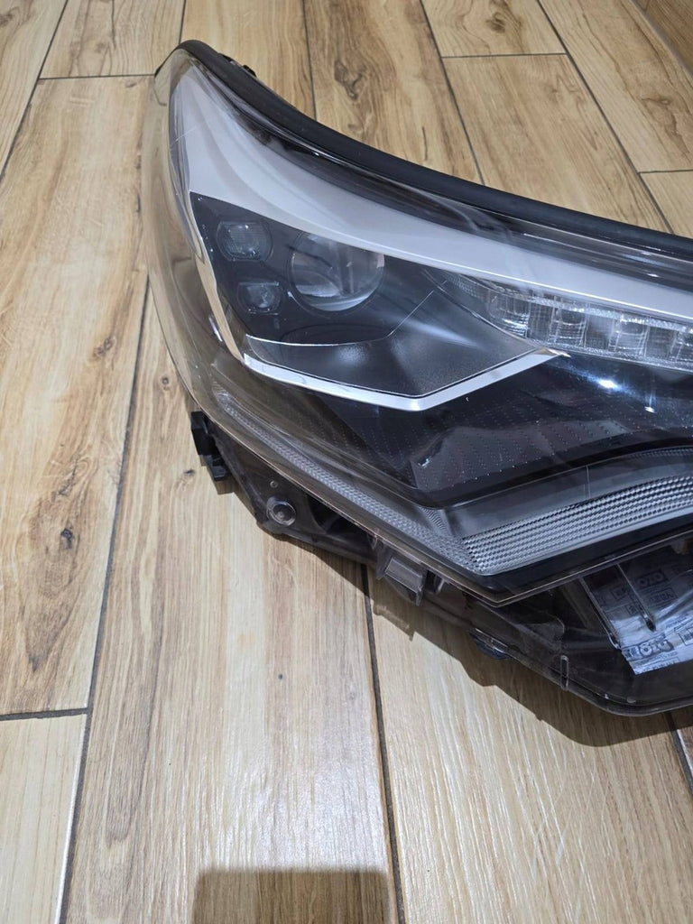 Frontscheinwerfer Toyota C-Hr 81110P4F7000 Vorderseite Scheinwerfer Headlight SCH7693538087rd