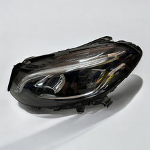 Laden Sie das Bild in den Galerie-Viewer, Frontscheinwerfer Mercedes-Benz W246 A2469066101 LED Links Headlight