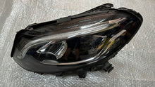 Laden Sie das Bild in den Galerie-Viewer, Frontscheinwerfer Mercedes-Benz W246 A2469066101 LED Links Headlight