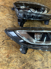 Laden Sie das Bild in den Galerie-Viewer, Frontscheinwerfer Renault Kadjar 260104607R 260602051R Ein Satz Headlight SCH2173756939en
