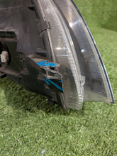 Load image into Gallery viewer, Frontscheinwerfer Skoda Octavia III 130702425000 Links Scheinwerfer Headlight SCH3471166145ts