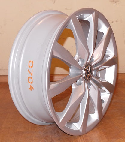 1x Alufelge 17 Zoll 6.0" 5x112 48ET Glanz Silber 5G0601025 VW Golf Vii Rim Wheel