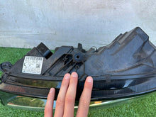 Laden Sie das Bild in den Galerie-Viewer, Frontscheinwerfer Skoda Fabia III 6V1941015F Full LED Links Headlight