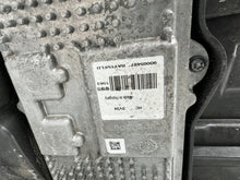 Laden Sie das Bild in den Galerie-Viewer, Frontscheinwerfer Ford Mondeo Ein Stück (Rechts oder Links) Headlight SCH8248987448qr